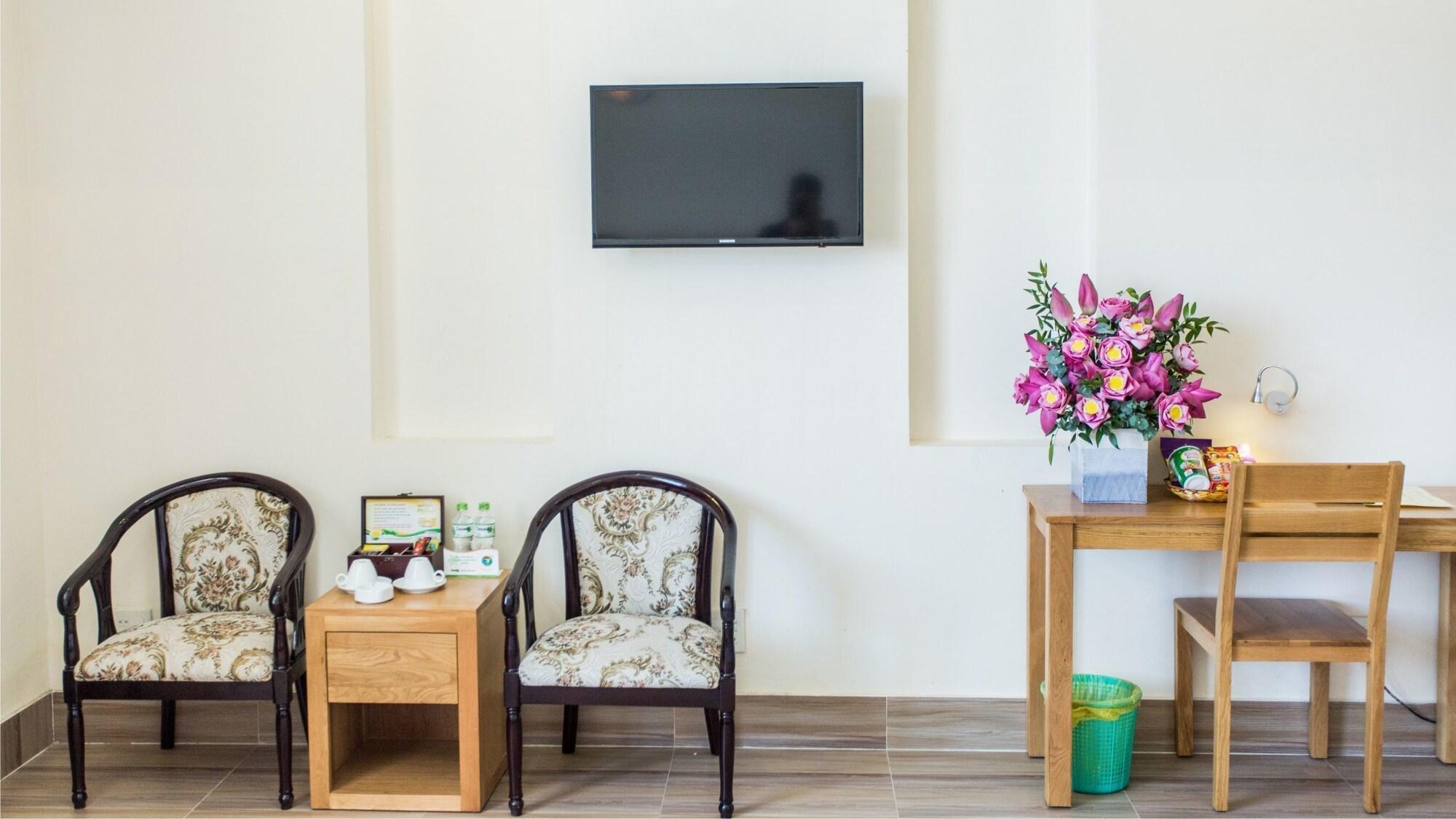 Hoang Yen Hotel 2 Quy Nhon Esterno foto