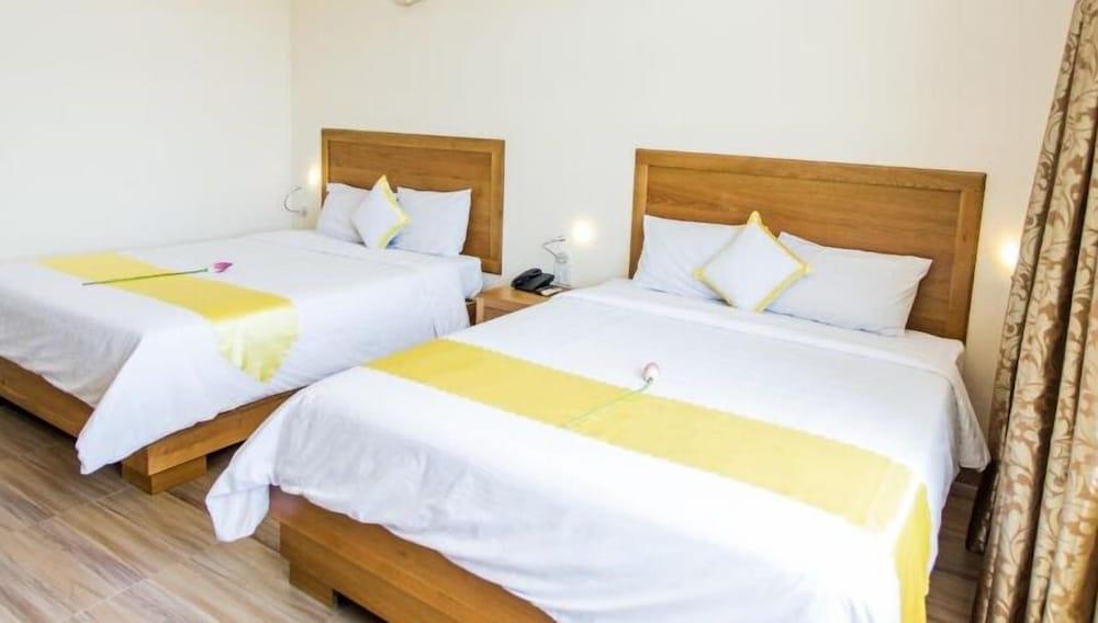 Hoang Yen Hotel 2 Quy Nhon Esterno foto