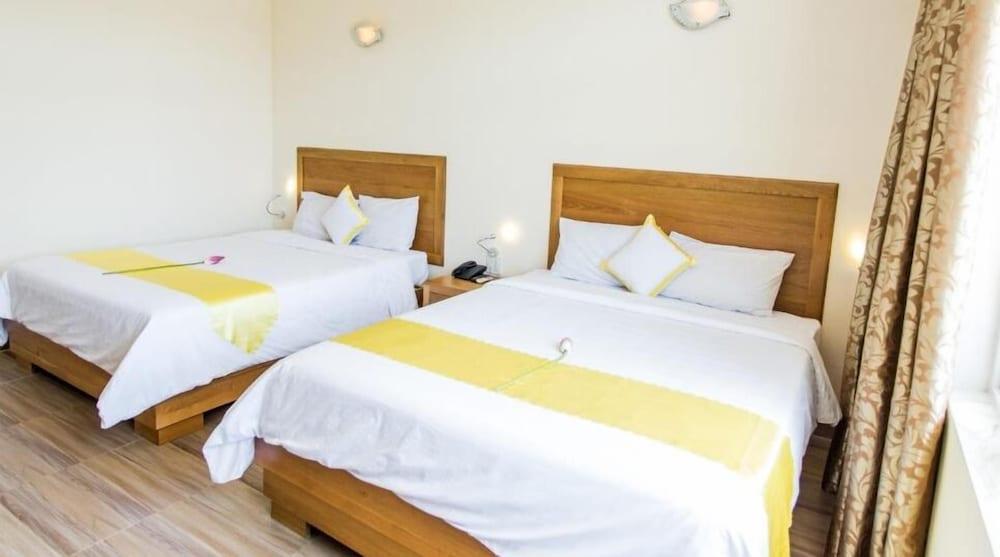 Hoang Yen Hotel 2 Quy Nhon Esterno foto